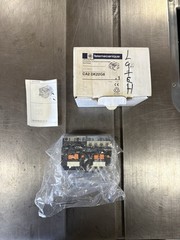 Telemecanique CA2 DK22G6 Latching Relay Contactor 120V 60Hz Schneider Electric