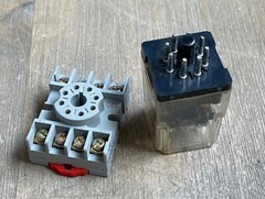 TYCO POTTER & BRUMFIELD KRPA-11DN-24 RELAY W/SIEMENS 3TX7144-1E2 SOCKET BASE