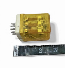 IDEC 11 Pin 120V Relay RR3PA-L Qty 7 + HItachi 23920 11 Pin – Industrial Pullout