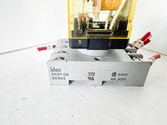 IDEC RR2P-U AC120V Relay w/ Socket Base SR2P-06RR2P-U (EL15)