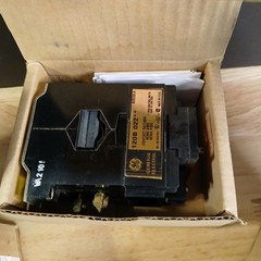 3 x General Electric GE 600V Industrial Relay 120B 022 Inspected