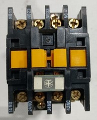 NEW CA2DN131JVA60 Telemecanique Control Relay 10A 600V AC 3 NO 1 NC 24V AC Coil