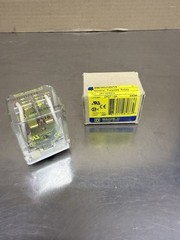Square D Schneider 8501KU12V14 General Purpose Relay 24V Coil New