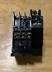 Allen Bradley 193-BSB42 Ser B Overload Relay Type 1 3 Pole 2.8 – 4.2 Amp – NEW