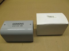 NEW NIB SIEMENS 3TX7144-1M0 METAL ENCLOSURE BASE & COVER (10 AVAILABLE)