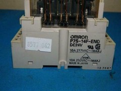 Omron P7S-14F-END Relay w/ Base