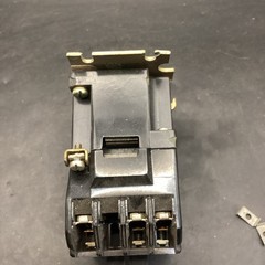 WESTINGHOUSE BF30F 765A179G01 RELAY 300V 120V Coil NOS