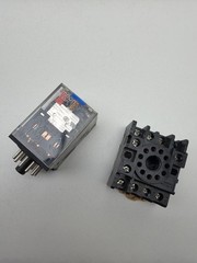 Omron MKS3PI General Purpose Relay, 3PDT, 24VDC, 10A, 11-Pin w/ PF113A-E Socket