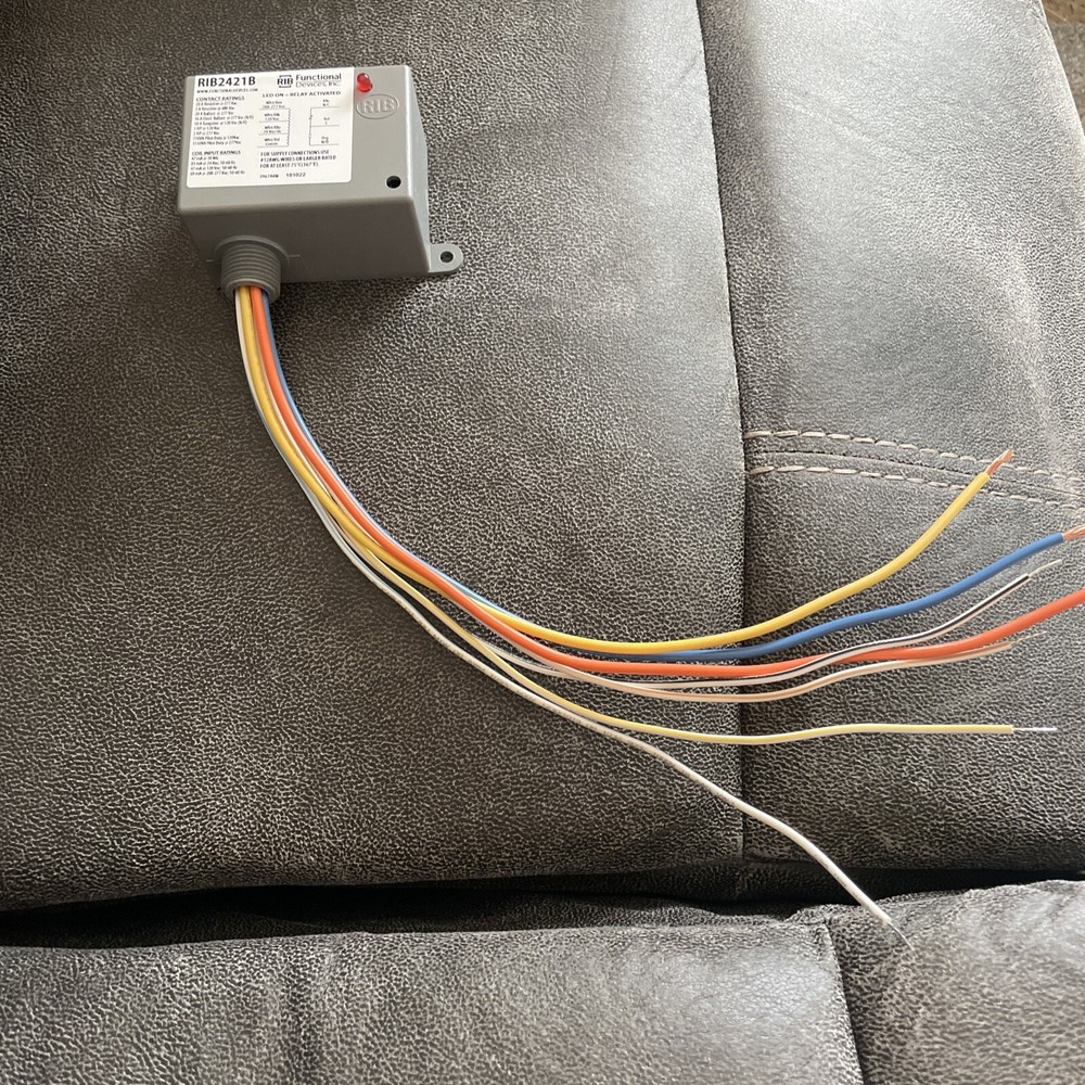 Functional Devices RIB2421B Power Relay, 20 Amp SPDT, 24 Vac/dc/120 Vac/208-2…