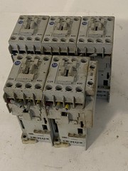 Lot Of 5 ALLEN BRADLEY 100-C09Z*400 CONTACTOR 32 AMP 4 POLE