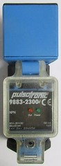 PULSOTRONIC FLEXOR Photoelectric Sensor 10-30 VDC 9883 2300