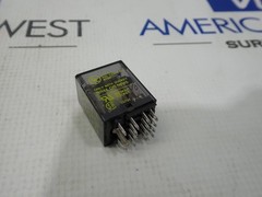 NEW Square D 8501 RS4 Mini Relay Ser B 4PDT 3 Amp 120V Coil