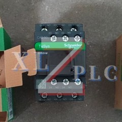 1PCS New Schneider CAD50F7C control relay In Box*