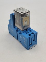 Finder 94.04 Relay With Socket Base 7A 250VAC 24VDC 55.34.9.024.0000