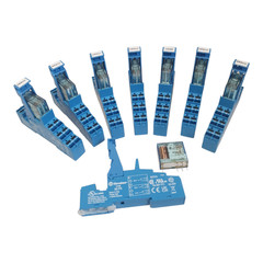 Lot Of 8 Finder 40.52.9.024.0000 And Finder 95.P5 Relays And Relay Sockets