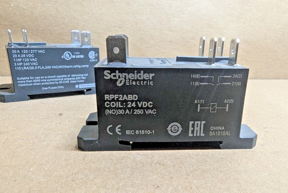 Schneider Electric RPF2ABD Power Relay, electromechanical, 30A, 2NO, 24VDC (NNB)