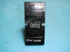 POTTER & BRUMFIELD KHAU-17D11-24 RELAY 24VDC 1/10HP 3A WITH A 3 PIN MALE CONNEC