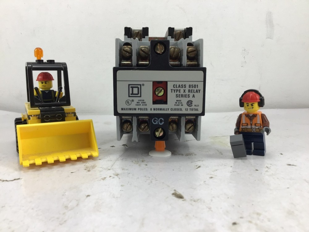 CLASS 8501 – SQUARE D – TYPE X0 20 RELAY SERIES A – **NEW OLD STOCK!!**