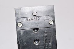 NEW GE General Electric 132B6519-1 Circuit Terminal Block Stud 12 Circuits
