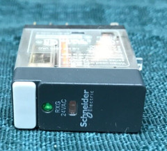 Schneider Electric Relay Socket RXG23B7 2CO 5A@250VAC 24VAC COIL LED