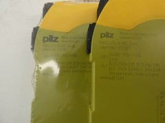 *Lot of 2* Pilz 751101 PNOZ S1C Safety Relay 24VDC 2 n/o – NEW Surplus!