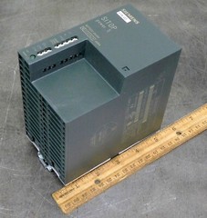 Siemens 6EP1333-2AA00 Stabilized Power Supply 230V AC 24V DC 1.3-5A