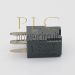 NEW GM 13848981 12V Power Relay 4Pins PA66-GF33 1PCS