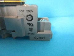 IDEC RH1B-U DC24V 61Z12 RELAY WITH BASE SH1B-05 10A 300V 92801 84913 USED