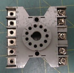 Schneider Electric Square D Relay Socket 8501-NR61 11-Pin 10A Missing 6 Screws