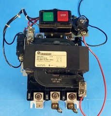 GE CR305E002 NEMA SIZE3 Magnetic Contactor MAX VOLTS 600AC 3P MAX AMPS 100A