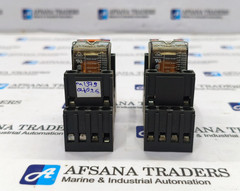 LOT OF 2X SCHRACK PT570730 RELAY WITH BASE PT78704 230VAC