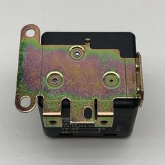 Steveco Essex 94-65 Continuous Coil Voltage Potential Relay 336V