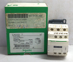 Schneider CAD32P7 Control Relay 230V 50/60Hz Telemecanique CAD 32