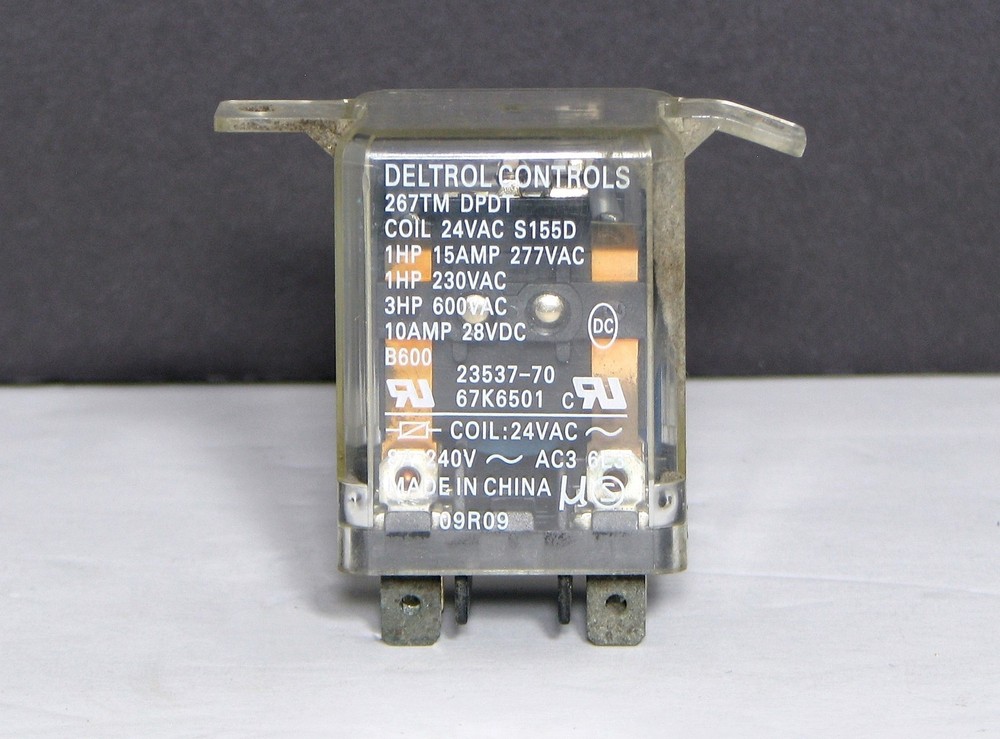 Deltrol Controls 267TM DPDT Relay 24 VAC Coil S155D 23537-70 67K6501