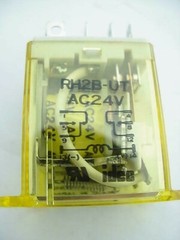 Idec RH2B-UT AC24V Relay New Ships on Same Day of the Purchase