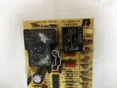 ICP 1069364 DTL300000 Defrost Control Board—-“USED”