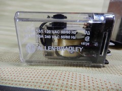 Allen-Bradley Cat 700-HJ36Z24 SPDT Magnetic Latching Relays Qty 3 24VDC Coils BX