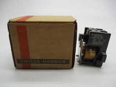CUTLER HAMMER 9575H2441-66 RELAY TYPE AA 120V NSMP