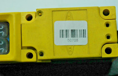 MULTI-BEAM WITH SCANNER BLOCK BANNER MODEL LV1 F/PIGMENT CONVEYOR. (AD -SURPLUS-