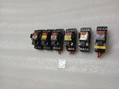 SCHRACK-RELAY PT570730 230V 6A WITH BASE YPT78704(LOT OF 6PC)