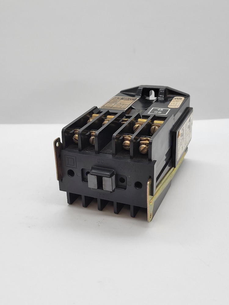 Square D 8501 GO-80 Magnetic Control Relay 10A 8P 120/277V 120/110V Coil