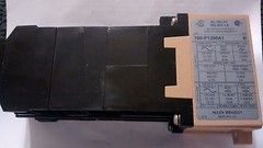 Allen Bradley 700-P1200A1 Ser B control AC relay, bulletin 700- fast shipping