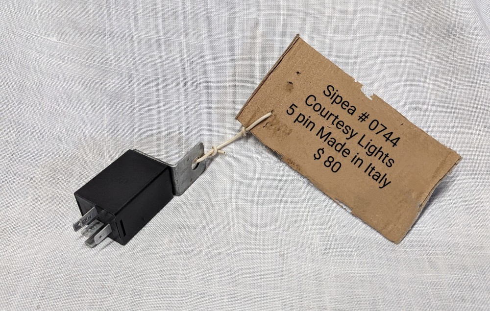 Sipea 0744. 12 volt relay Courtrsy lights 5 pin Made in Italy