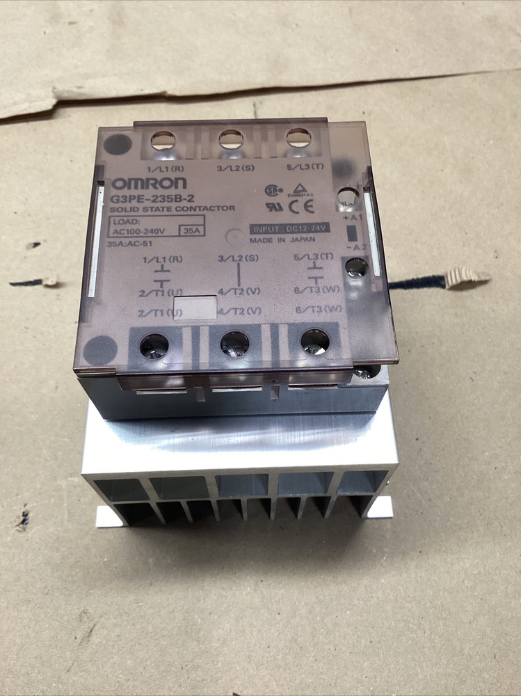 OMRON G3PE-235B-2 SOLID STATE CONTACTOR AC100-240V 704PT41FML