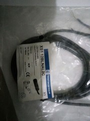 XS112BLNAL2 1 PCS Telemecanique proximity switch New #YY0