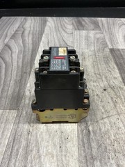 ALLEN BRADLEY 700-N800A1 SER C RELAY 110/120V 50/60HZ #4023X108