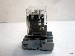 Potter & Brumfield KRPA-11DN-24 Relay w/ 27E891 Relay Socket