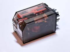 MR306115 SCHRACK MULTIMODE Power RELAY 115VAC 3PDT 10A 250VAC With Test Button