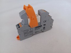 Phoenix Contact Socket Element + RIF-1-BPT/2×21 / 2900931 Relay + 2961192
