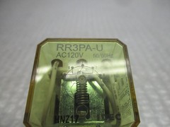 IDEC RR3PA-U RELAY 120V LOT OF 4 NSNP